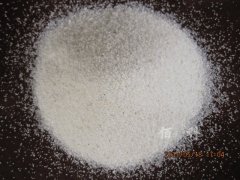 如何更換反滲透粗濾罐中的石英砂濾料？